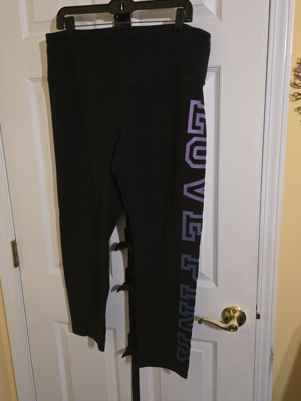 PINK Victoria's Secret Black Leggings with Purple Gradient 'LOVE' Side Print